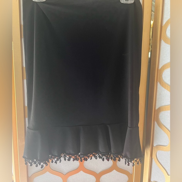 COPY - Black skirt midi with sparkle beading at hem - Picture 1 of 4